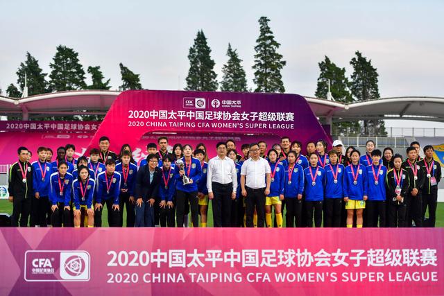 米兰的转会新思路：挖掘伯恩茅斯核心，平托与伊劳拉双星闪耀